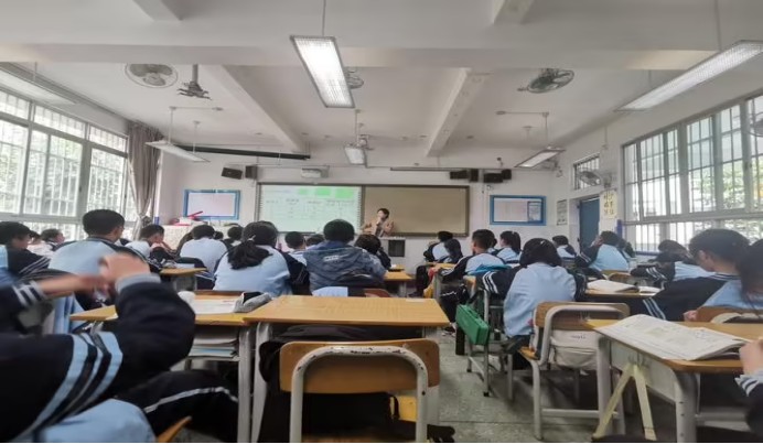 隔音房、隔音降噪、隔音門、隔音材料、吸音材料、硅晶砂、八方聲學(xué)